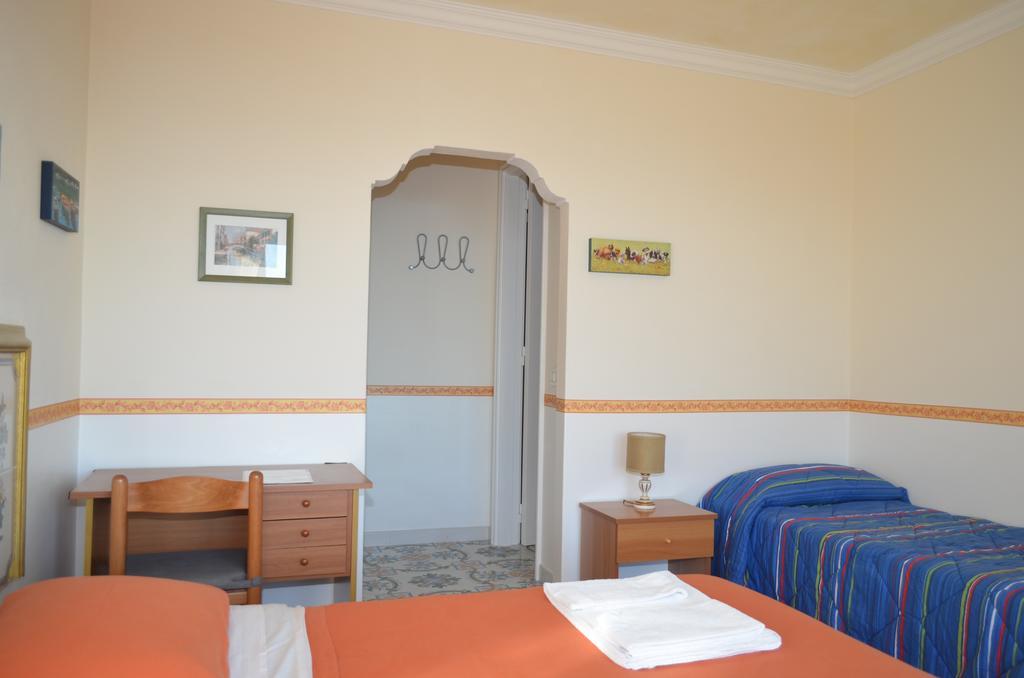 Le Ginestre Di Capri Bb & Holiday House Ανακάπρι Εξωτερικό φωτογραφία