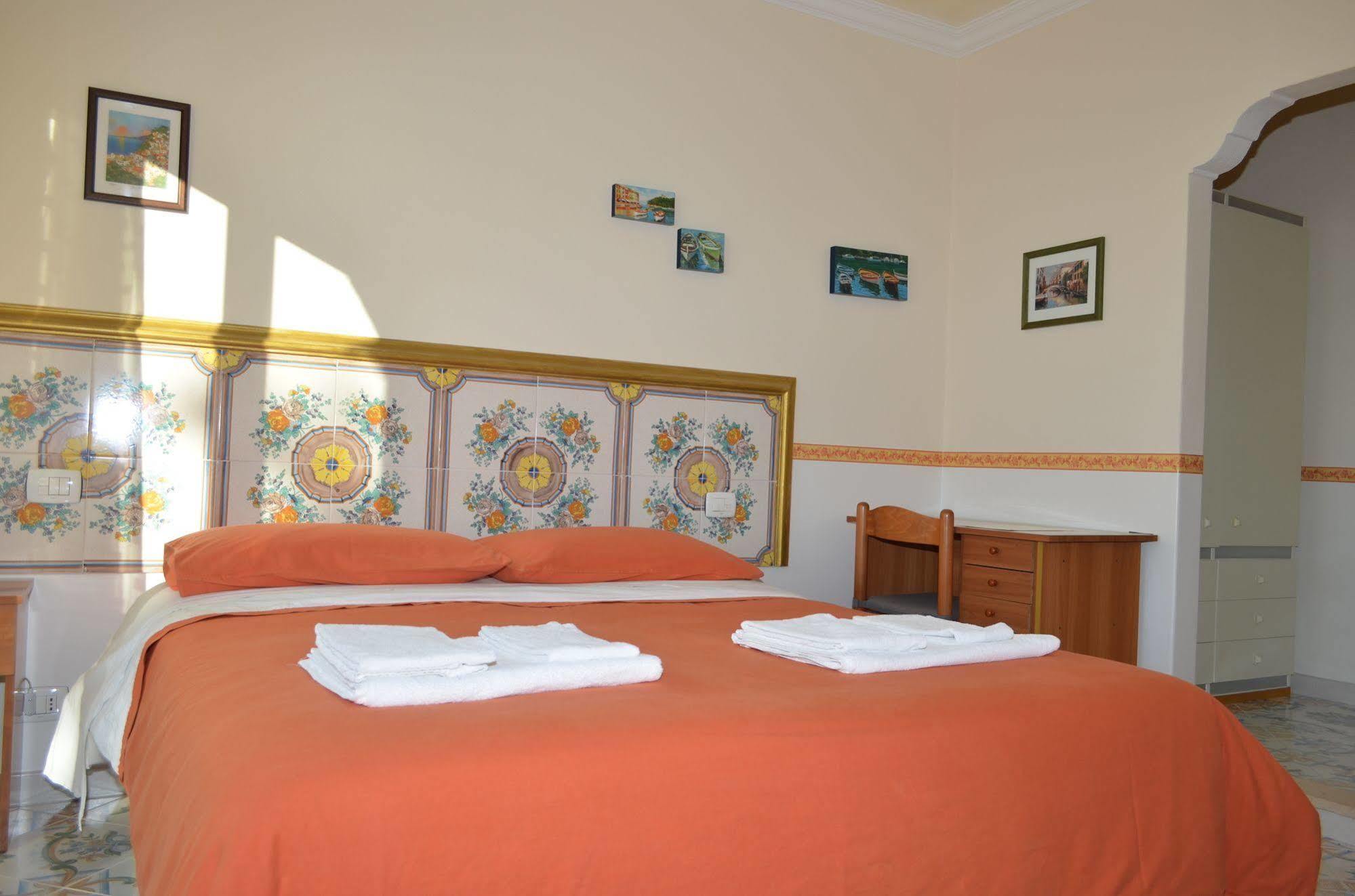 Le Ginestre Di Capri Bb & Holiday House Ανακάπρι Εξωτερικό φωτογραφία