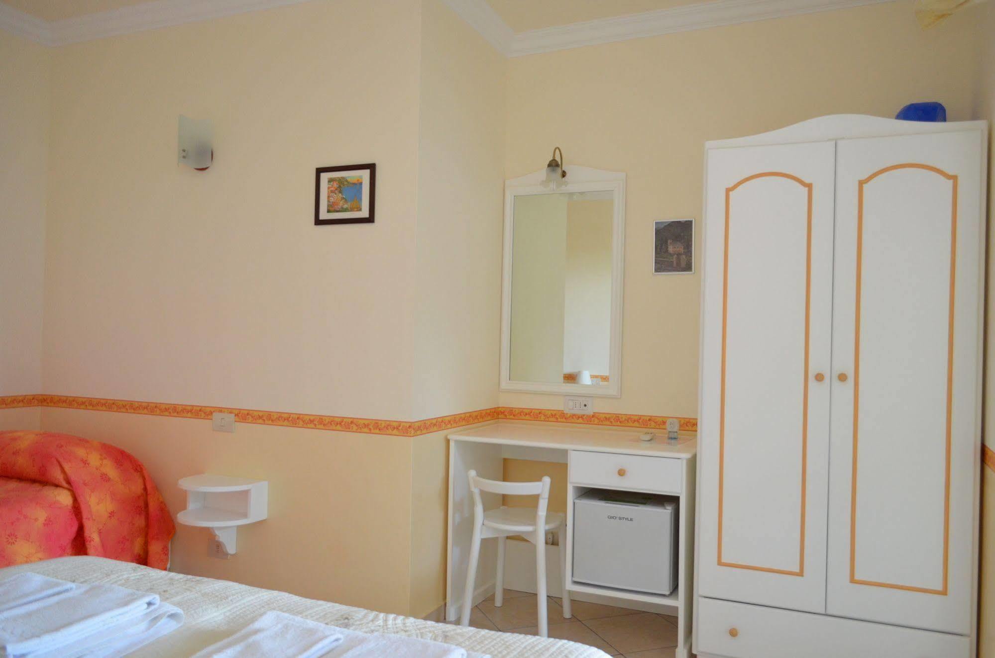 Le Ginestre Di Capri Bb & Holiday House Ανακάπρι Εξωτερικό φωτογραφία
